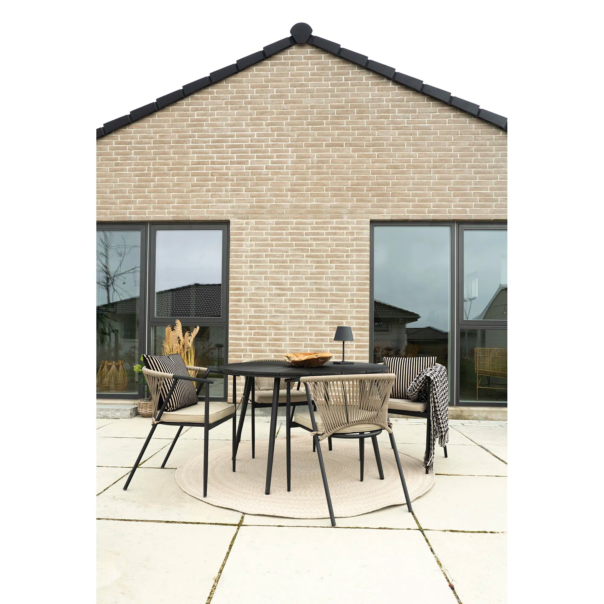 Atlanta Dining Table