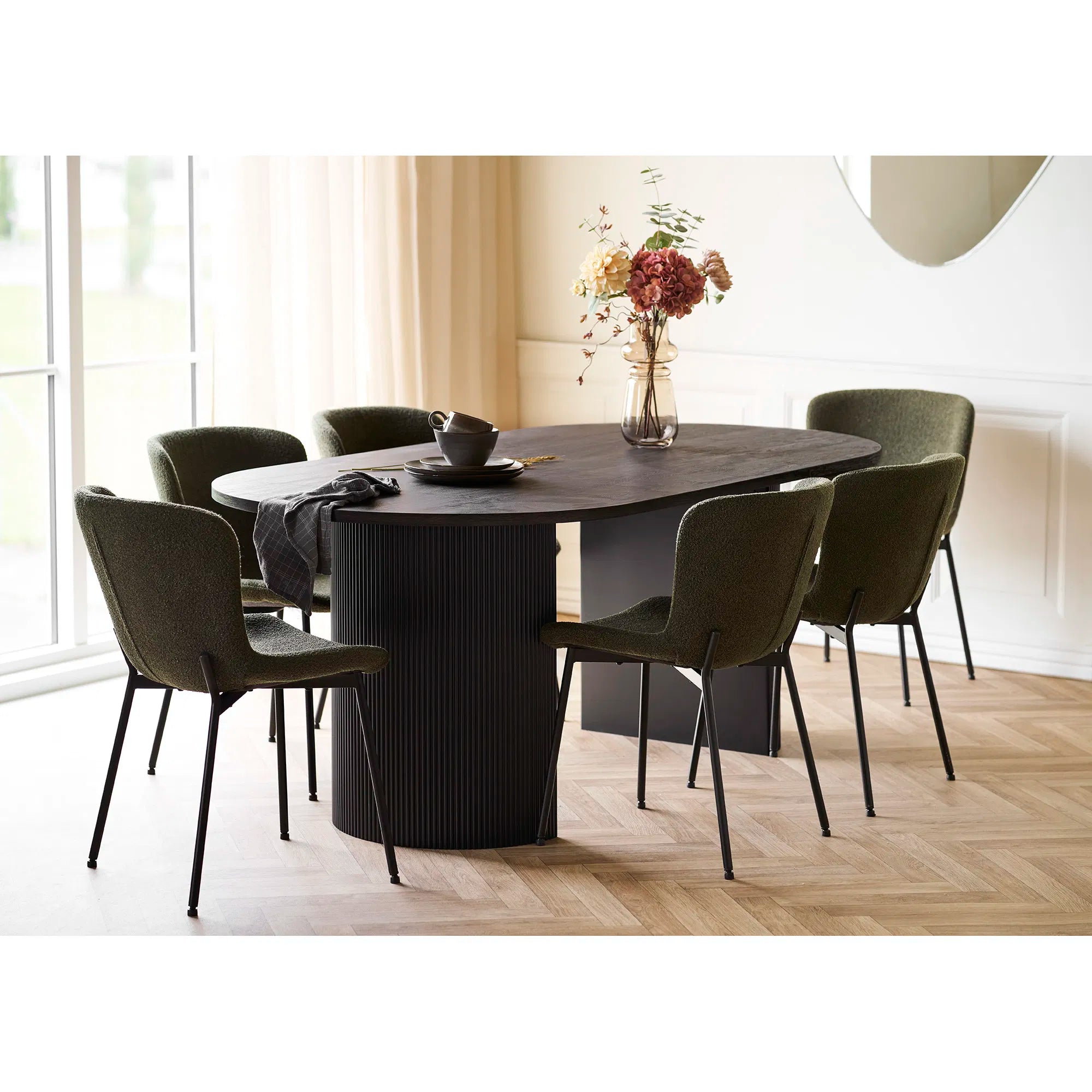 Boavista and Maceda Dining Set